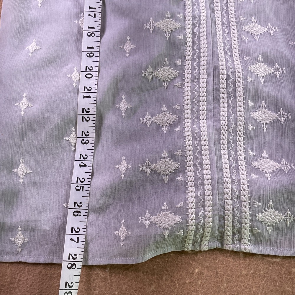 BKE Boutique Lavender Embroidered Halter Tank Top Crochet Lace Detail Large - Picture 5 of 10
